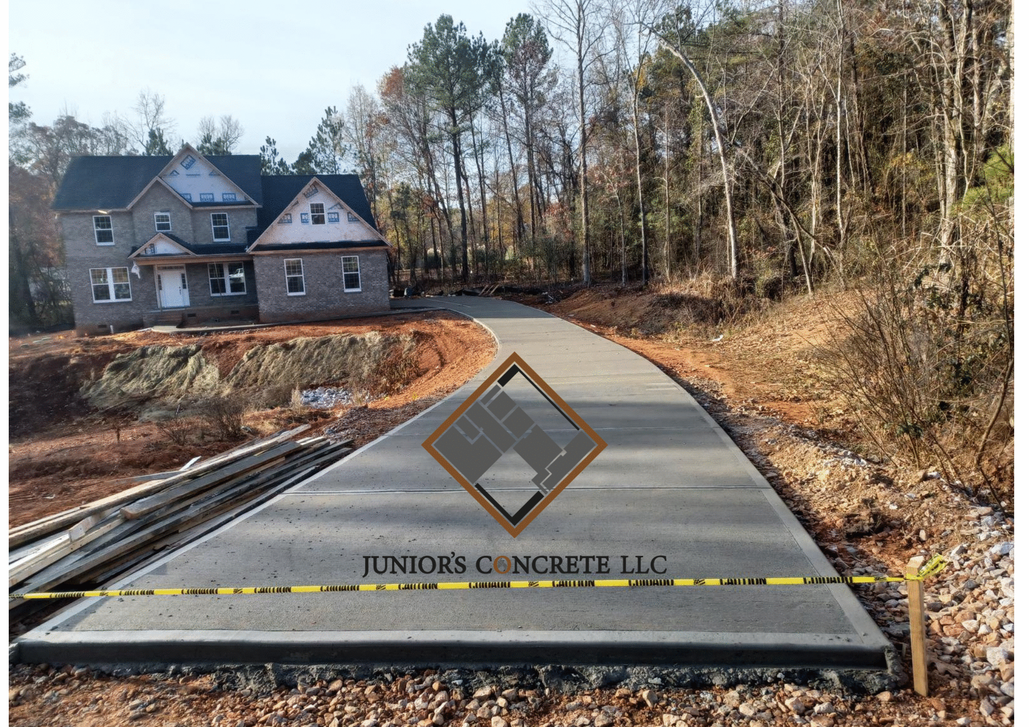 Juniors Concrete LLC,Concord Nc,Sidewalk,Driveway,Slabs,Footer,Stamp Concrete,Retaining Wall,Pavers,Grading (5)