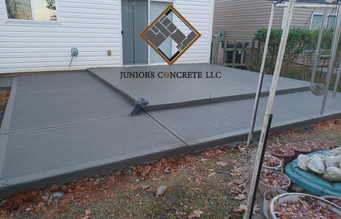 Juniors Concrete LLC,Concord Nc,Sidewalk,Driveway,Slabs,Footer,Stamp Concrete,Retaining Wall,Pavers,Grading (9)